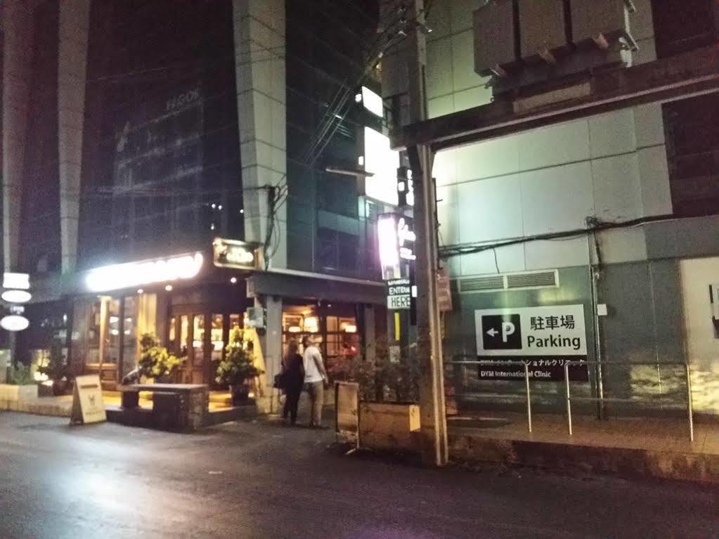 曼谷思诺思通洛酒店 外观 照片
