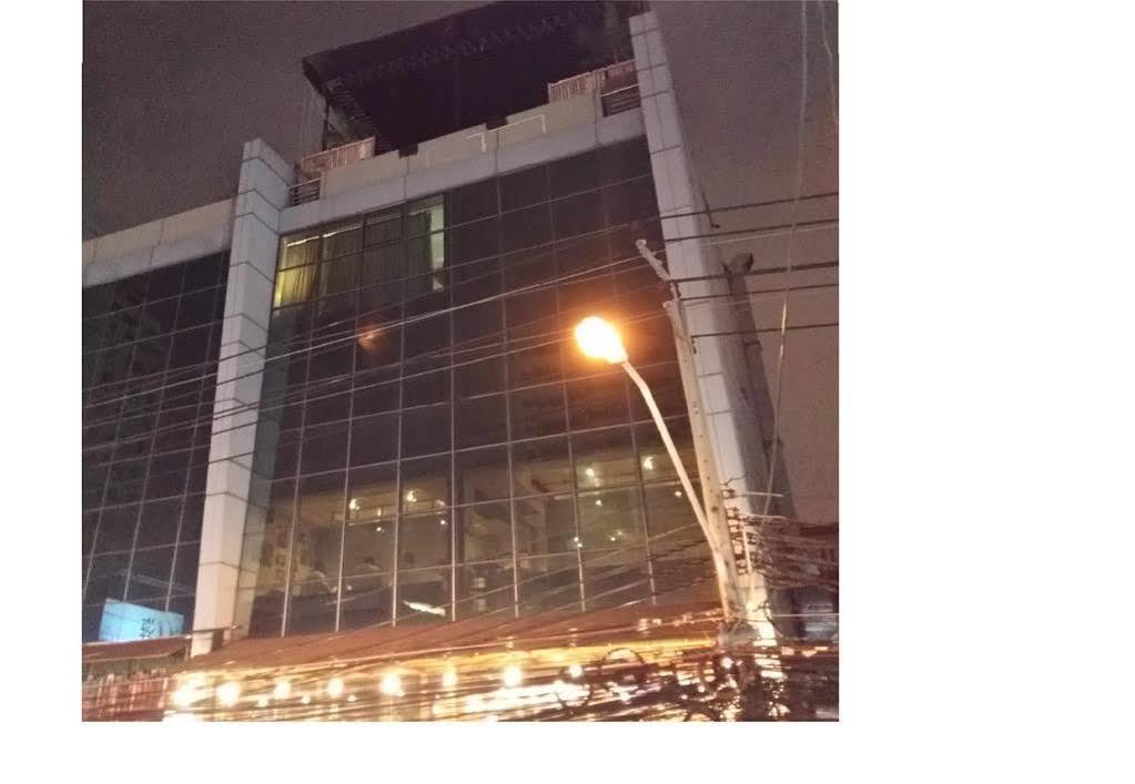 曼谷思诺思通洛酒店 外观 照片