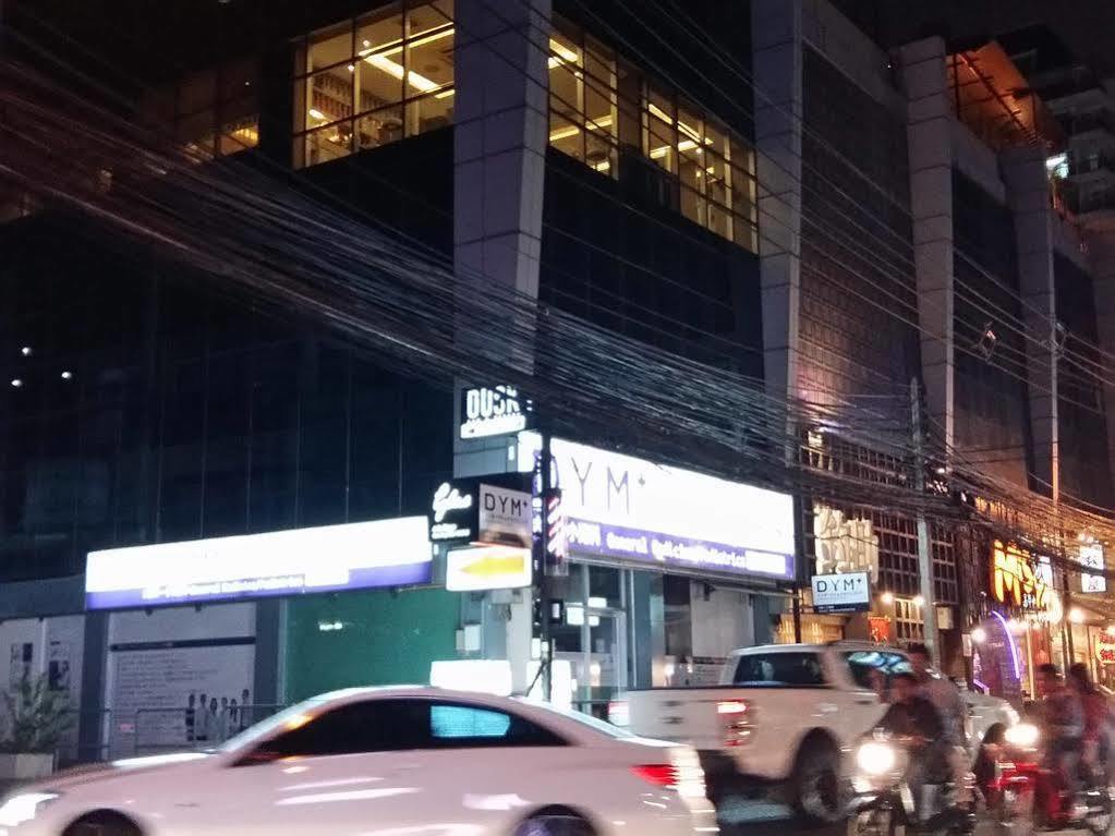 曼谷思诺思通洛酒店 外观 照片