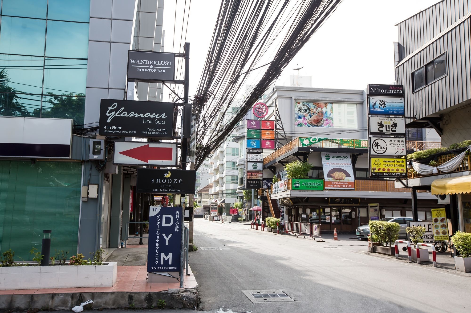 曼谷思诺思通洛酒店 外观 照片